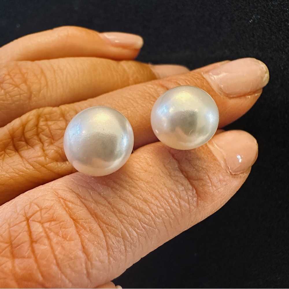 Freshwater White 10-11mm Silver Stud Pearl Earrings Classic Old Money